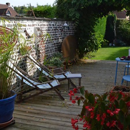 Lambersart Chez Jeanne Et Vittorio Bed & Breakfast エクステリア 写真